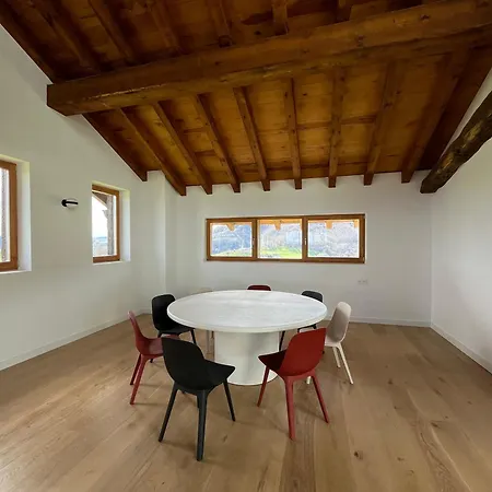 Caserio Bizkar * Aia