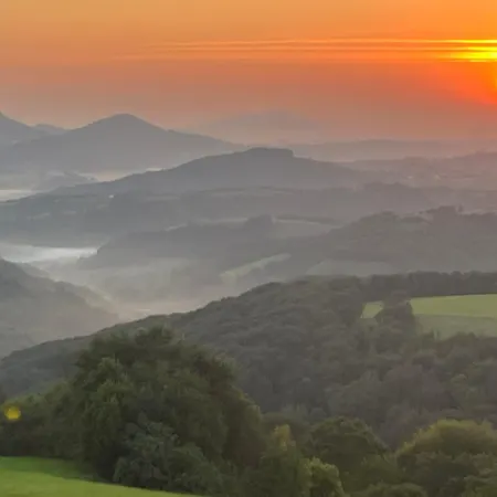 Caserio Bizkar * Aia