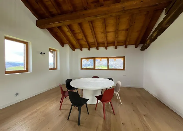 Caserio Bizkar * Aia